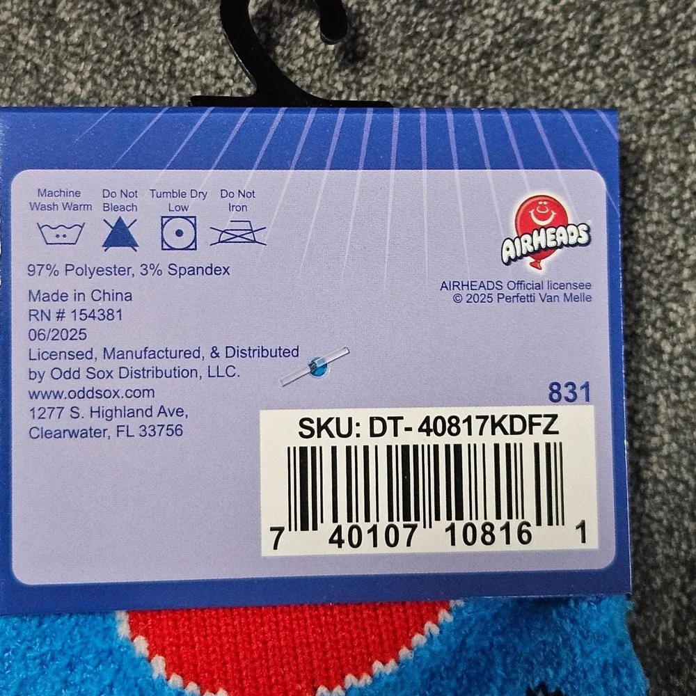 Airheads Cozy Crew Socks Kids Ages‎ 7-10 Blue Candy Character Fun